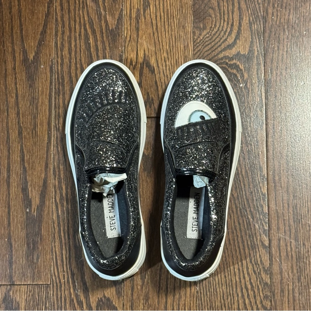 Steve Madden Winking Eye Black Glitter Slip On Sneakers